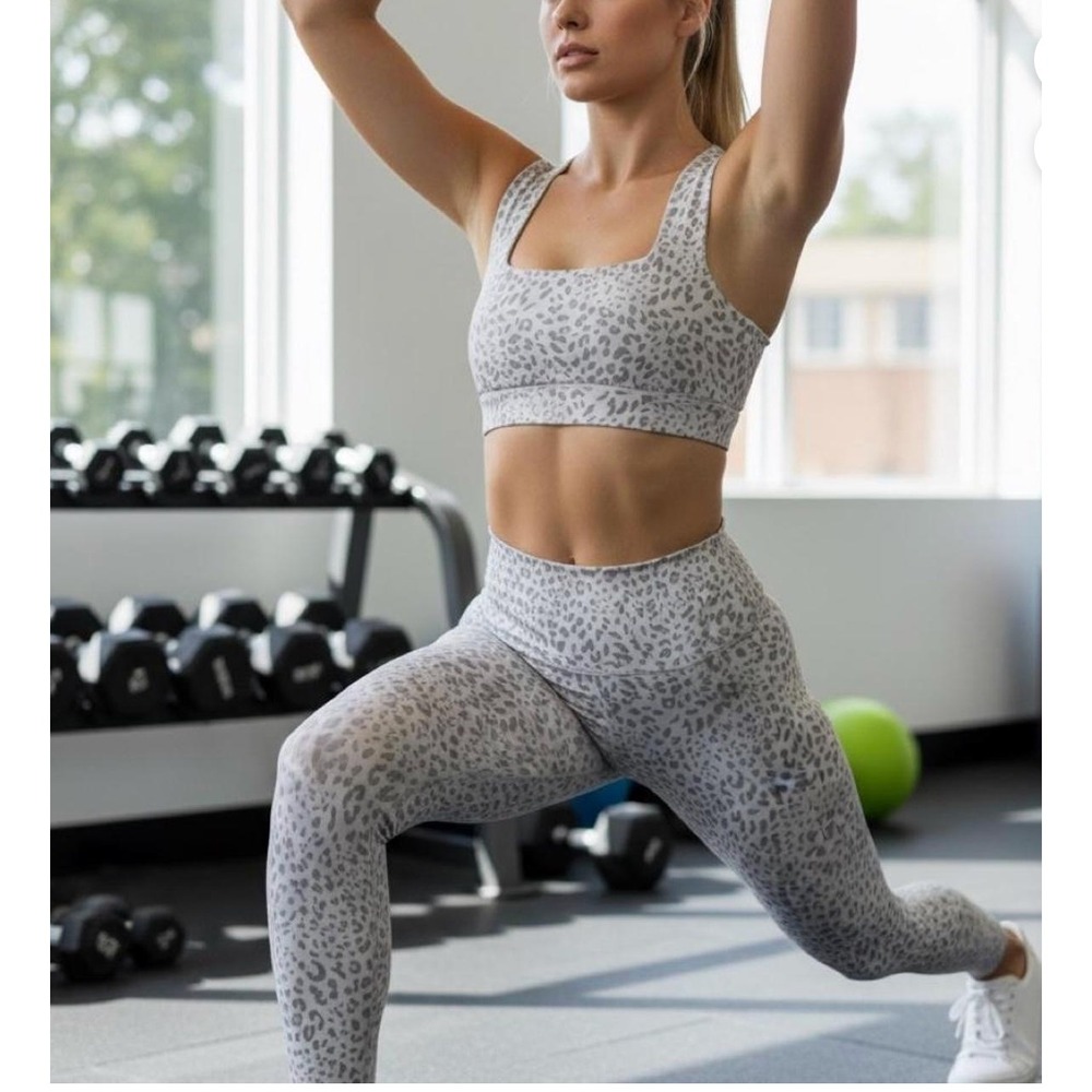 All Fenix Animal Print Bandeau Activewear Sports Bra Women's M Gray Gym Girl